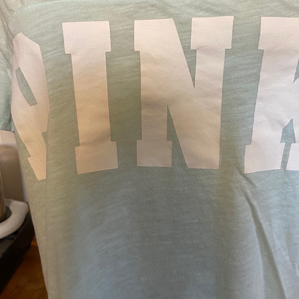 VS pink top